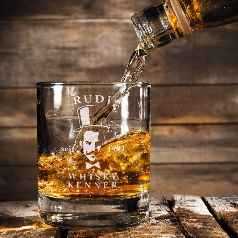 Bild von   whiskyglas mit gravur gentlejpg | Individuelle 🎁 persönliche 🎁 personalisierte Geschenke bedruckt ▪ bestickt ▪ graviert