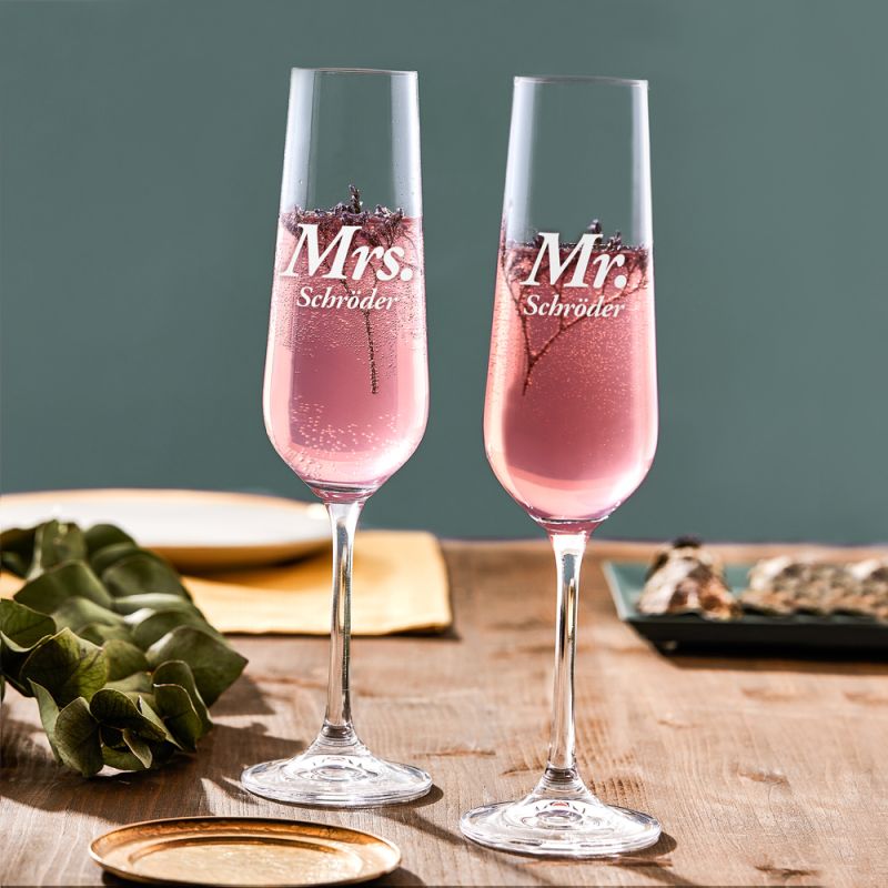 Bild von   sektglaeser mit gravur mrjpg | Individuelle 🎁 persönliche 🎁 personalisierte Geschenke bedruckt ▪ bestickt ▪ graviert