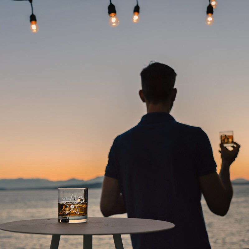 Bild von   star of fame whiskyglas mitjpg | Individuelle 🎁 persönliche 🎁 personalisierte Geschenke bedruckt ▪ bestickt ▪ graviert
