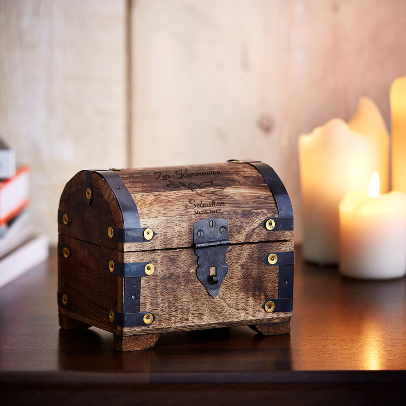 Bild von   geld schatztruhe zur kommunionjpg | Individuelle 🎁 persönliche 🎁 personalisierte Geschenke bedruckt ▪ bestickt ▪ graviert
