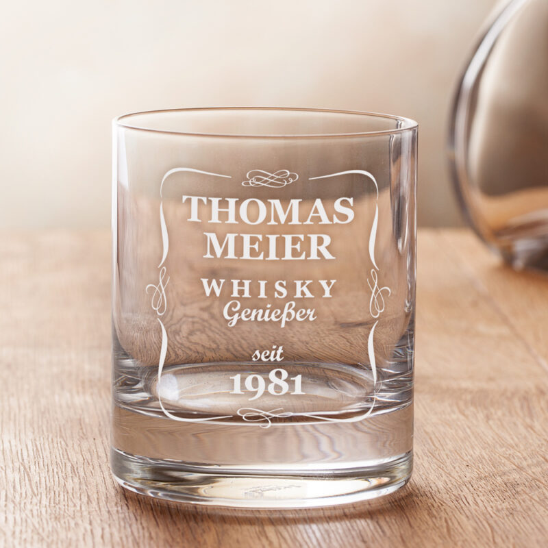 Bild von   whiskyglas mit gravur klassijpg | Individuelle 🎁 persönliche 🎁 personalisierte Geschenke bedruckt ▪ bestickt ▪ graviert