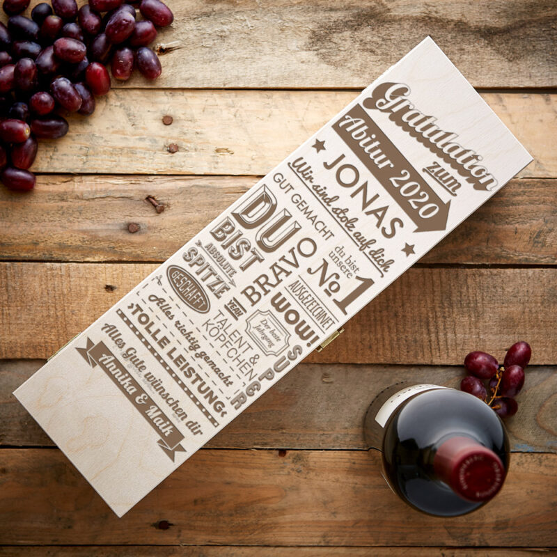 Bild von   weinkiste mit gravur zum abitujpg | Individuelle 🎁 persönliche 🎁 personalisierte Geschenke bedruckt ▪ bestickt ▪ graviert