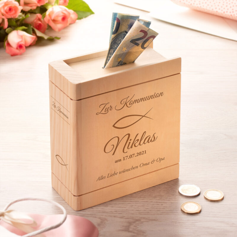 Bild von   spardose buch aus holz mit grajpg | Individuelle 🎁 persönliche 🎁 personalisierte Geschenke bedruckt ▪ bestickt ▪ graviert