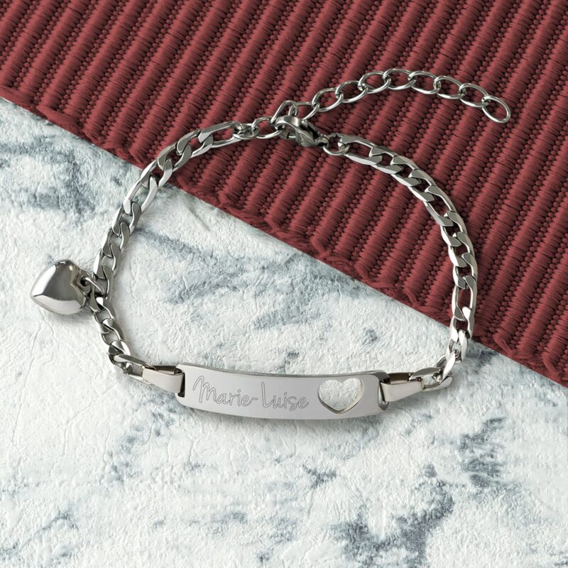 Bild von   armband mit gravur name herzjpg | Individuelle 🎁 persönliche 🎁 personalisierte Geschenke bedruckt ▪ bestickt ▪ graviert