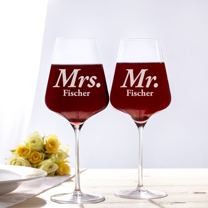 Bild von   weinglas mit gravur mr mrsjpg | Individuelle 🎁 persönliche 🎁 personalisierte Geschenke bedruckt ▪ bestickt ▪ graviert