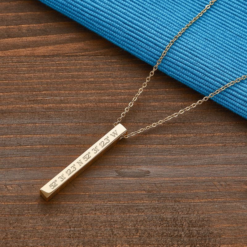 Bild von   kette mit stabanhaenger gravjpg | Individuelle 🎁 persönliche 🎁 personalisierte Geschenke bedruckt ▪ bestickt ▪ graviert