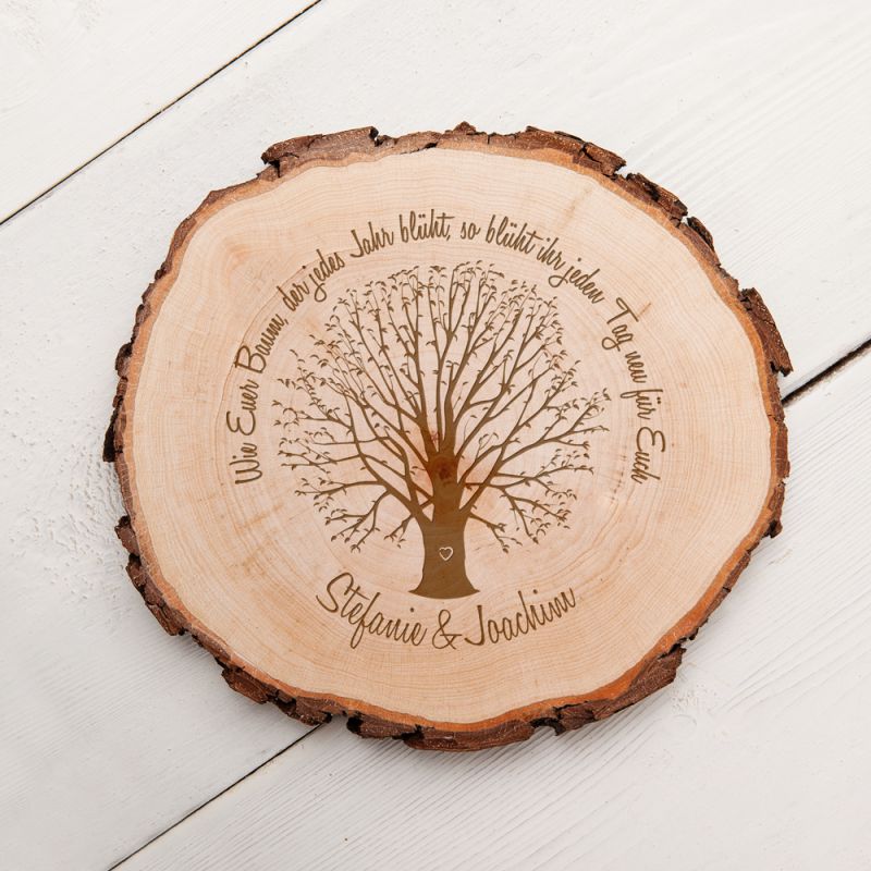 Bild von   baumscheibe mit gravur zur hocjpg | Individuelle 🎁 persönliche 🎁 personalisierte Geschenke bedruckt ▪ bestickt ▪ graviert