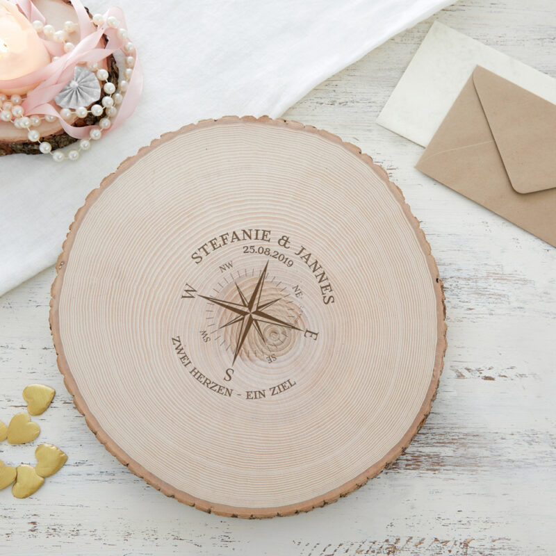 Bild von   riesen baumscheibe mit gravurjpg | Individuelle 🎁 persönliche 🎁 personalisierte Geschenke bedruckt ▪ bestickt ▪ graviert