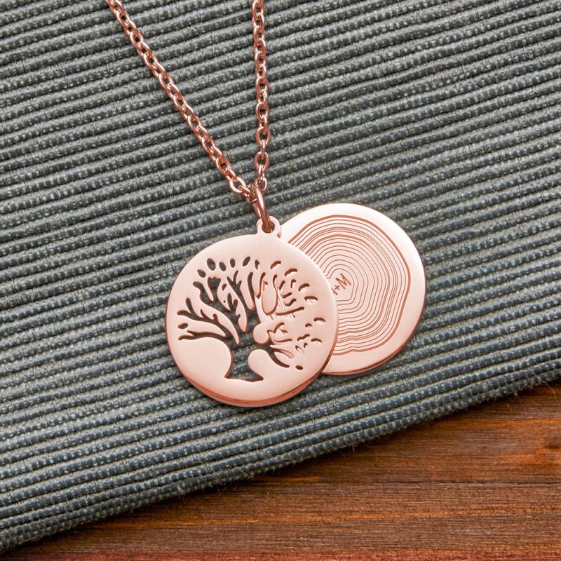 Bild von   halskette mit gravur baum unjpg | Individuelle 🎁 persönliche 🎁 personalisierte Geschenke bedruckt ▪ bestickt ▪ graviert