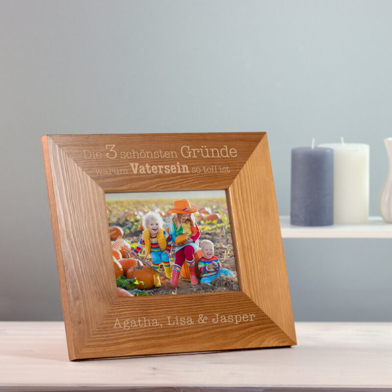 Bild von   bilderrahmen aus holz mit gravjpg | Individuelle 🎁 persönliche 🎁 personalisierte Geschenke bedruckt ▪ bestickt ▪ graviert