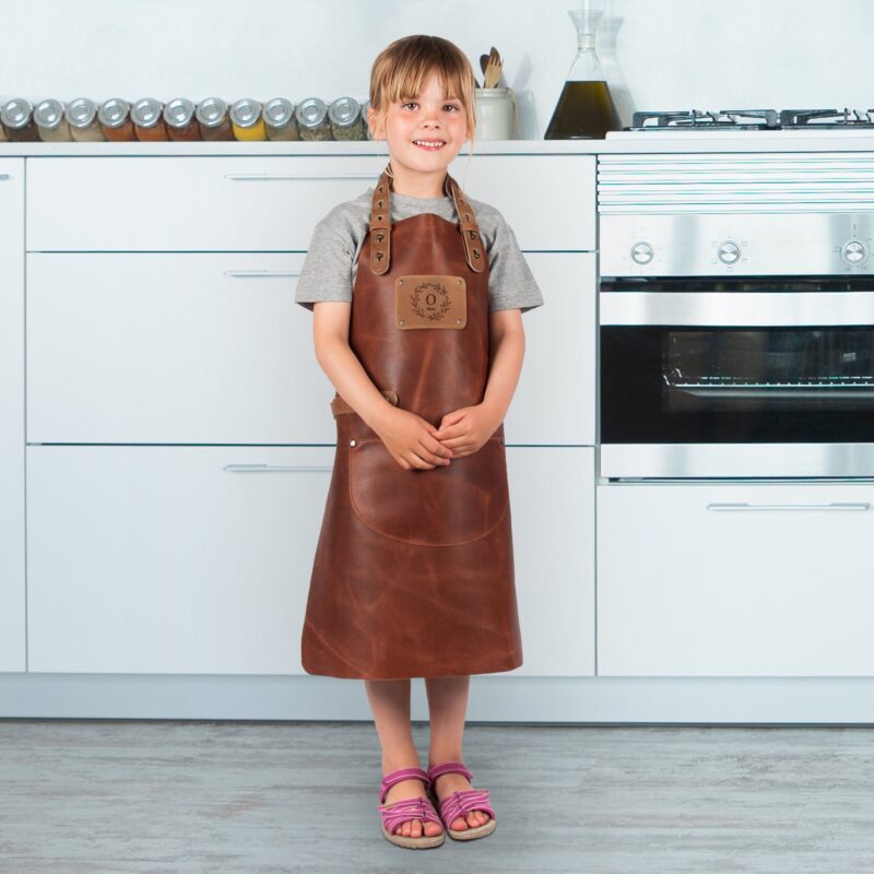 Bild von   kinderschuerze mit namen ledjpg | Individuelle 🎁 persönliche 🎁 personalisierte Geschenke bedruckt ▪ bestickt ▪ graviert