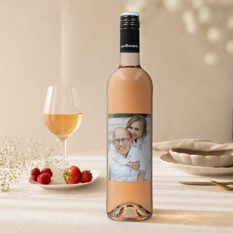Bild von   luc pirlet syrah mit etikettjpg | Individuelle 🎁 persönliche 🎁 personalisierte Geschenke bedruckt ▪ bestickt ▪ graviert