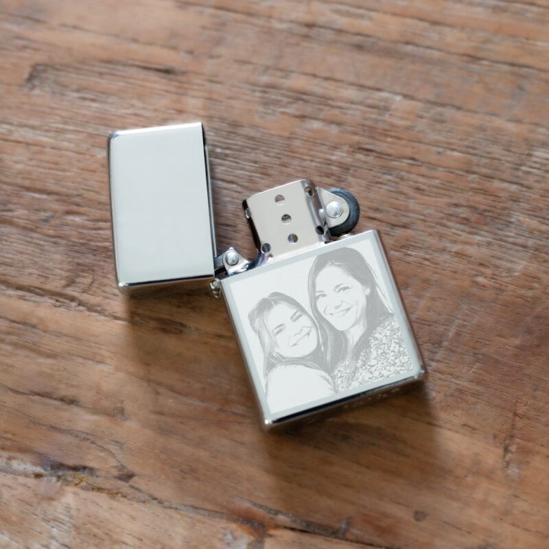 Bild von   feuerzeugjpg | Individuelle 🎁 persönliche 🎁 personalisierte Geschenke bedruckt ▪ bestickt ▪ graviert
