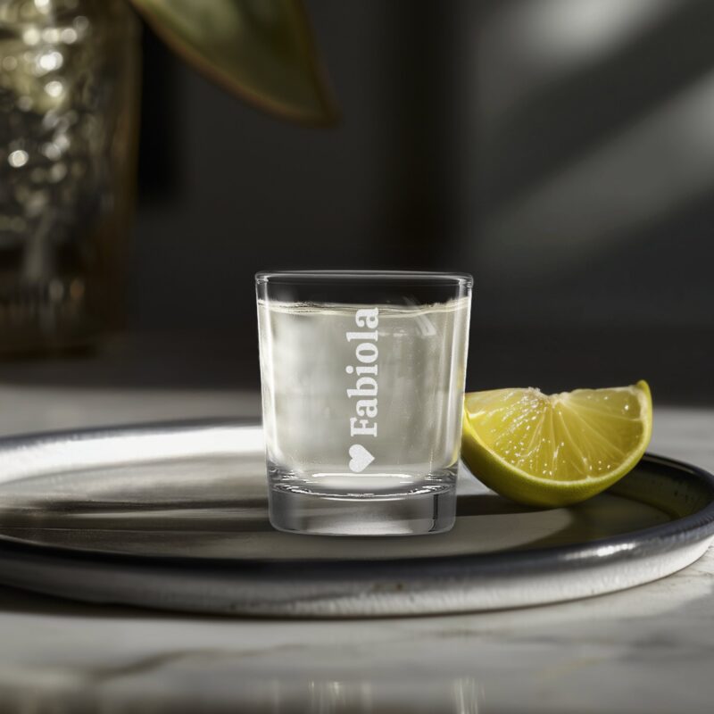 Bild von   schnapsglas mit gravur  stajpg | Individuelle 🎁 persönliche 🎁 personalisierte Geschenke bedruckt ▪ bestickt ▪ graviert