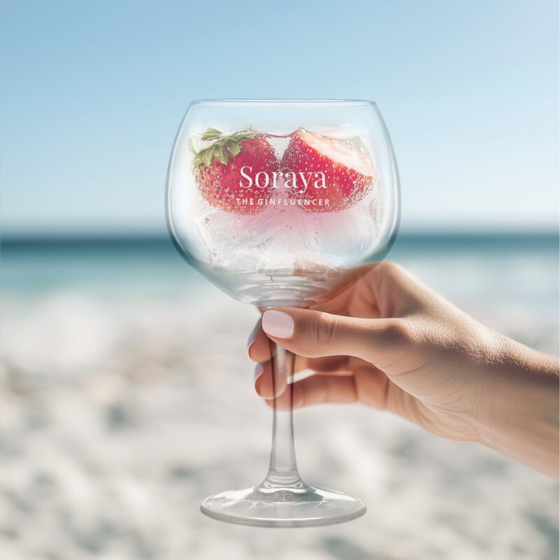 Bild von   gin tonic glaeser  stueckjpg | Individuelle 🎁 persönliche 🎁 personalisierte Geschenke bedruckt ▪ bestickt ▪ graviert