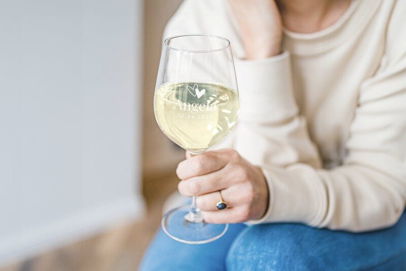 Bild von   weissweinglaeser  stueckjpg | Individuelle 🎁 persönliche 🎁 personalisierte Geschenke bedruckt ▪ bestickt ▪ graviert