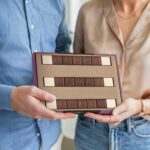 🖼️ 107767-1-chocotelegram-praesentkarton-3.jpg | Individuelle 🎁 persönliche 🎁 personalisierte Geschenke bedruckt ▪ bestickt ▪ graviert Bild von chocotelegram praesentkarton jpg | Individuelle 🎁 persönliche 🎁 personalisierte Geschenke bedruckt ▪ bestickt ▪ graviert
