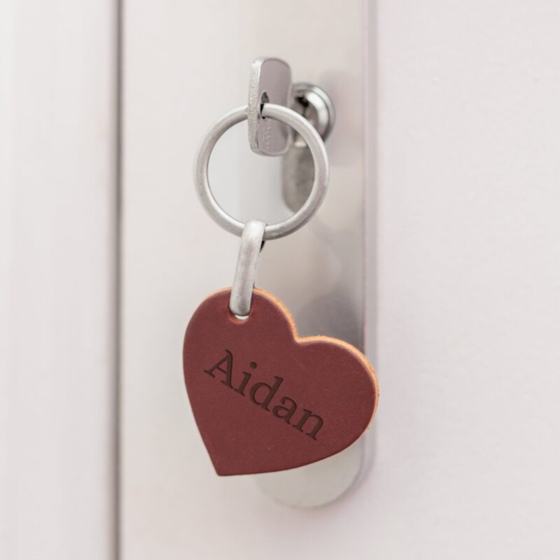 Bild von   schluesselanhaenger leder hejpg | Individuelle 🎁 persönliche 🎁 personalisierte Geschenke bedruckt ▪ bestickt ▪ graviert