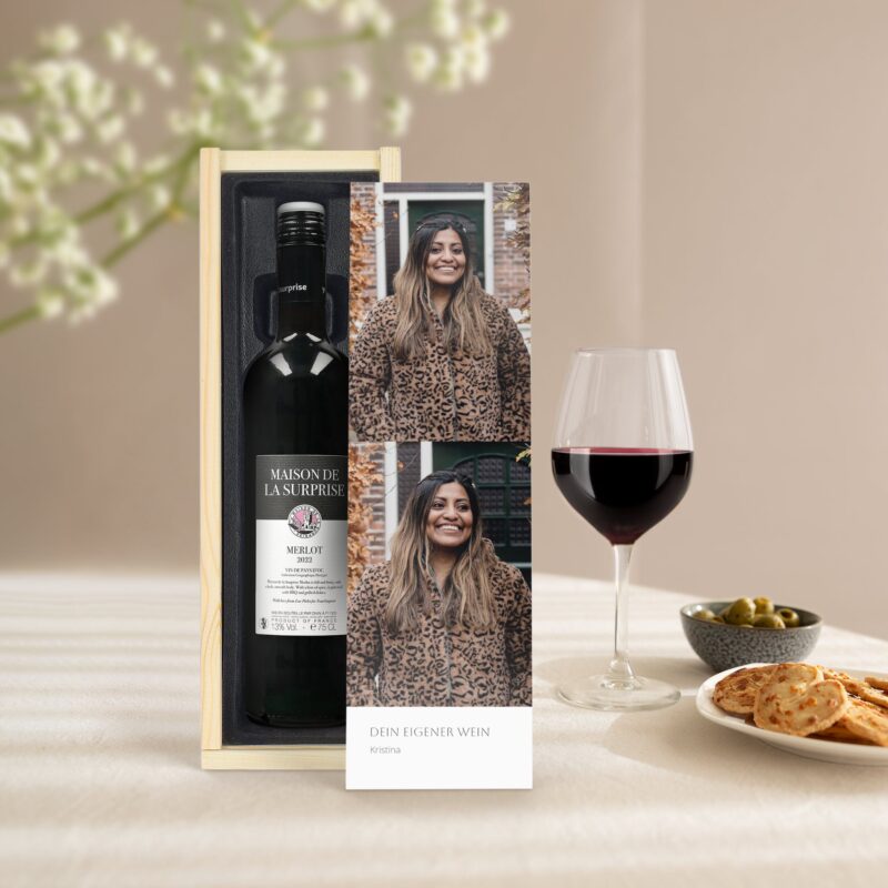 Bild von   wein in holzkiste luc pirletjpg | Individuelle 🎁 persönliche 🎁 personalisierte Geschenke bedruckt ▪ bestickt ▪ graviert