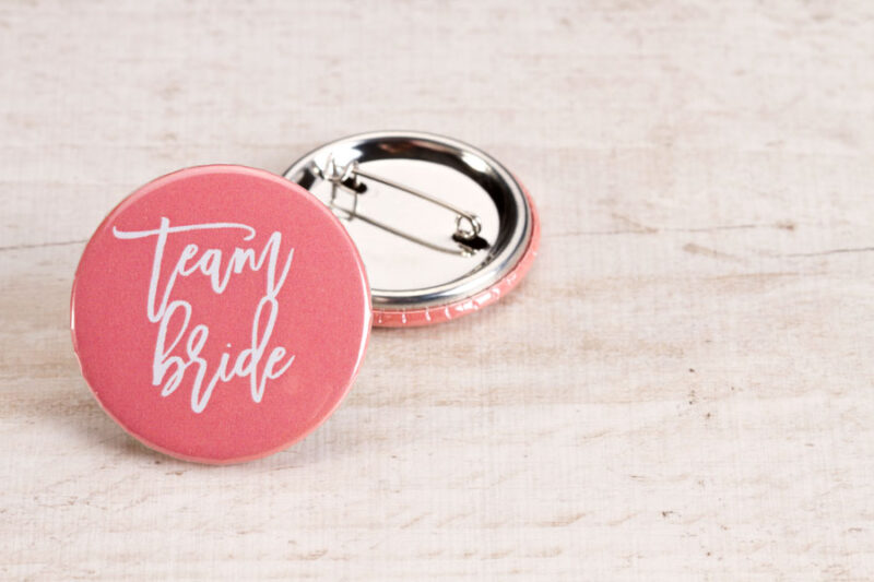 Bild von   gastgeschenke badge fuer brajpg | Individuelle 🎁 persönliche 🎁 personalisierte Geschenke bedruckt ▪ bestickt ▪ graviert