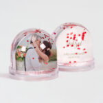 🖼️ 131584-1-fotogeschenke-schneekugel-ro.jpg | Individuelle 🎁 persönliche 🎁 personalisierte Geschenke bedruckt ▪ bestickt ▪ graviert Bild von fotogeschenke schneekugel rojpg | Individuelle 🎁 persönliche 🎁 personalisierte Geschenke bedruckt ▪ bestickt ▪ graviert