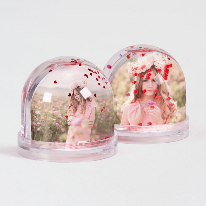 Bild von   fotogeschenke schneekugel zujpg | Individuelle 🎁 persönliche 🎁 personalisierte Geschenke bedruckt ▪ bestickt ▪ graviert