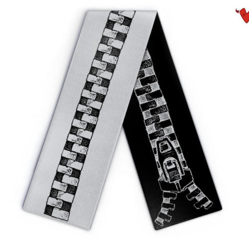 Schal mit Reissverschluss