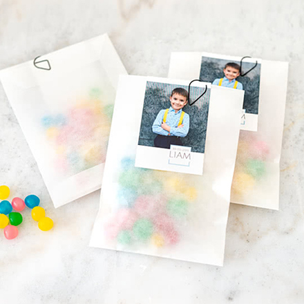 Bild von   suessigkeiten beutel mit geschjpg | Individuelle 🎁 persönliche 🎁 personalisierte Geschenke bedruckt ▪ bestickt ▪ graviert