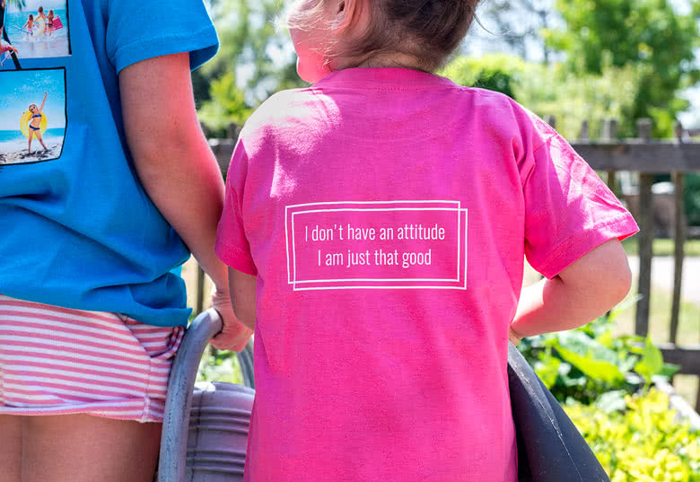 🖻 Bild von Kinder T-Shirt Pink Rückseite 3 bis 4 Jahre | 2020 | 