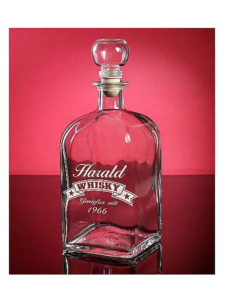 Bild von   karaffe fuer whisky mit indivijpg | Individuelle 🎁 persönliche 🎁 personalisierte Geschenke bedruckt ▪ bestickt ▪ graviert