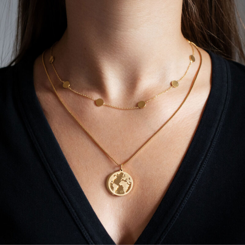 Bild von   schmuckset gold mit globus undjpg | Individuelle 🎁 persönliche 🎁 personalisierte Geschenke bedruckt ▪ bestickt ▪ graviert
