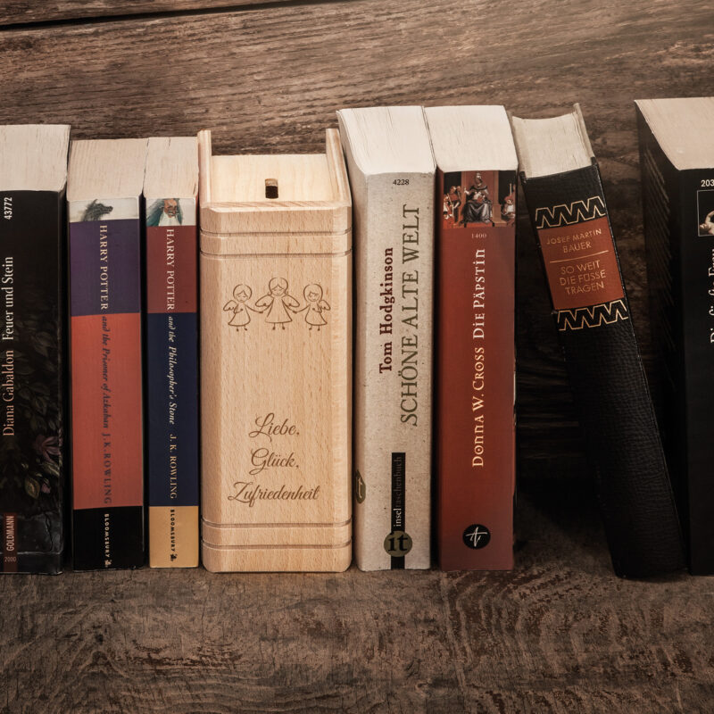 Bild von   set buch spardose und halskettjpg | Individuelle 🎁 persönliche 🎁 personalisierte Geschenke bedruckt ▪ bestickt ▪ graviert