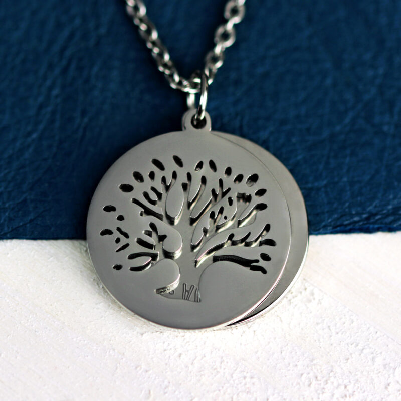 Bild von   halskette mit gravur  anhaejpg | Individuelle 🎁 persönliche 🎁 personalisierte Geschenke bedruckt ▪ bestickt ▪ graviert