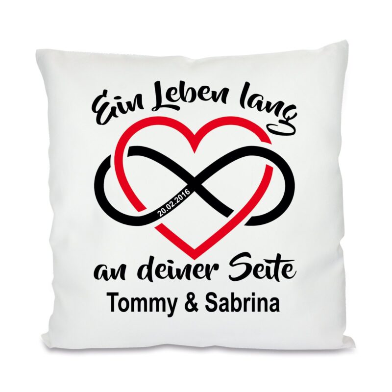 Bild von   kissen mit motiv modell herzjpg | Individuelle 🎁 persönliche 🎁 personalisierte Geschenke bedruckt ▪ bestickt ▪ graviert