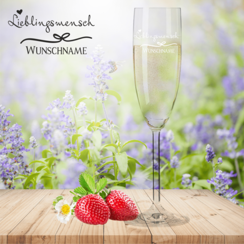 Sektglas von Leonardo Lieblingsmensch mit Namensgravur