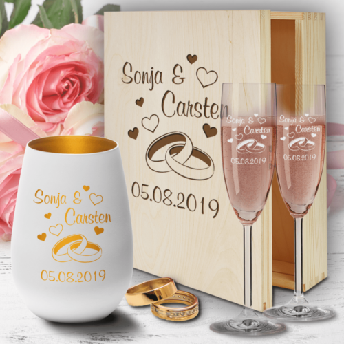 Sektgläser in Holzkiste Hochzeit mit Windlicht - Ringe