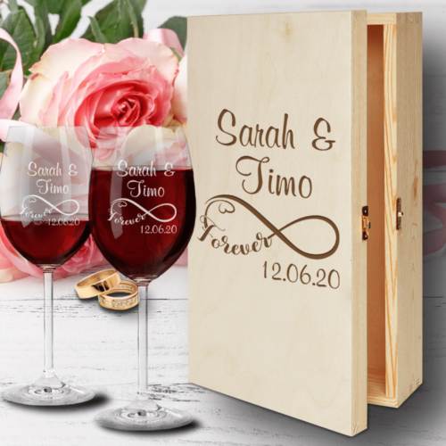 Rotweingläser zur Hochzeit - Infinity