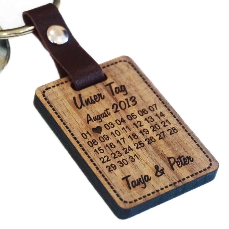 Bild von   holz schluesselanhaenger mit gjpg | Individuelle 🎁 persönliche 🎁 personalisierte Geschenke bedruckt ▪ bestickt ▪ graviert