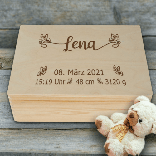 Erinnerungskiste Baby zur Geburt Schmetterlinge mit Geburtsdaten