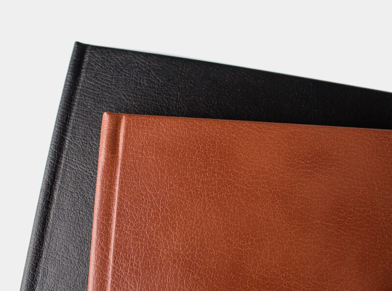 Bild von   fotobuch leder xjpg | Individuelle 🎁 persönliche 🎁 personalisierte Geschenke bedruckt ▪ bestickt ▪ graviert