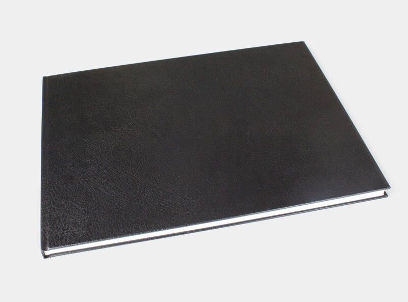 Bild von   fotobuch leder a querjpg | Individuelle 🎁 persönliche 🎁 personalisierte Geschenke bedruckt ▪ bestickt ▪ graviert