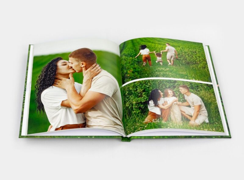 Bild von   fotobuch hardcover a hochjpg | Individuelle 🎁 persönliche 🎁 personalisierte Geschenke bedruckt ▪ bestickt ▪ graviert