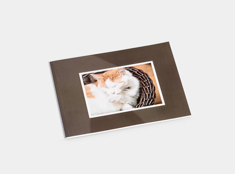 Bild von   fotobuch softcover a querjpg | Individuelle 🎁 persönliche 🎁 personalisierte Geschenke bedruckt ▪ bestickt ▪ graviert