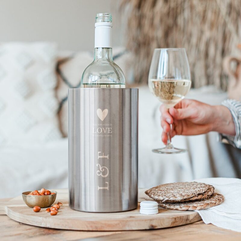 Bild von   weinkuehler mit gravurjpg | Individuelle 🎁 persönliche 🎁 personalisierte Geschenke bedruckt ▪ bestickt ▪ graviert