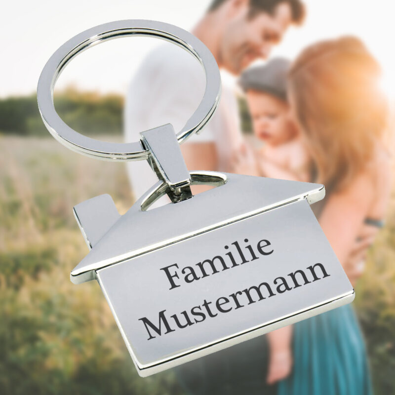 Bild von   schluesselanhaenger in haeuschjpg | Individuelle 🎁 persönliche 🎁 personalisierte Geschenke bedruckt ▪ bestickt ▪ graviert