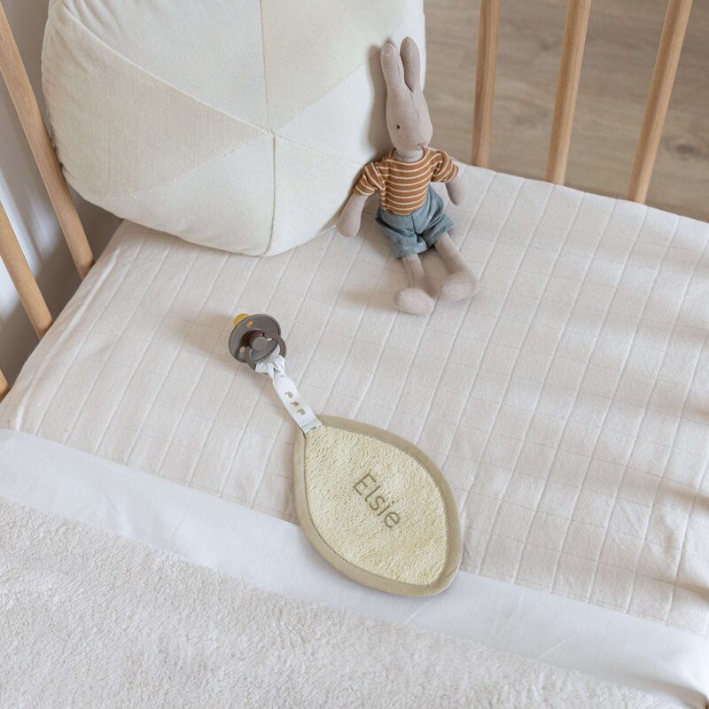 Bild von   koeka schnullertuch mit namenjpg | Individuelle 🎁 persönliche 🎁 personalisierte Geschenke bedruckt ▪ bestickt ▪ graviert
