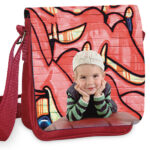 🖼️ 261791-1-kinder-umhaengetasche.jpg | Individuelle 🎁 persönliche 🎁 personalisierte Geschenke bedruckt ▪ bestickt ▪ graviert Bild von kinder umhaengetaschejpg | Individuelle 🎁 persönliche 🎁 personalisierte Geschenke bedruckt ▪ bestickt ▪ graviert