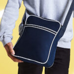 🖼️ 261908-1-retro-tasche-day-bag.jpg | Individuelle 🎁 persönliche 🎁 personalisierte Geschenke bedruckt ▪ bestickt ▪ graviert Bild von retro tasche day bagjpg | Individuelle 🎁 persönliche 🎁 personalisierte Geschenke bedruckt ▪ bestickt ▪ graviert