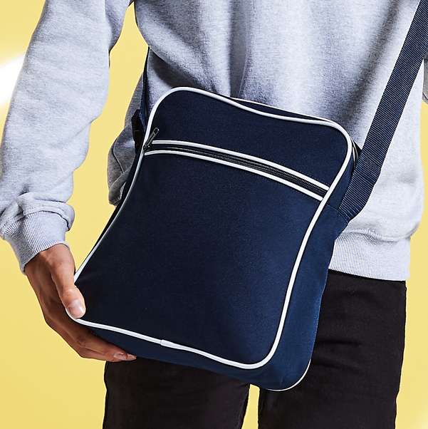 Bild von   retro tasche day bagjpg | Individuelle 🎁 persönliche 🎁 personalisierte Geschenke bedruckt ▪ bestickt ▪ graviert