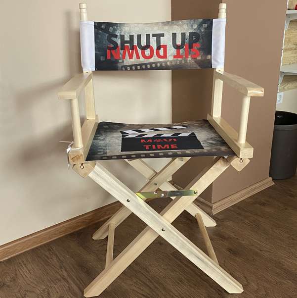 Bild von   regiestuhljpg | Individuelle 🎁 persönliche 🎁 personalisierte Geschenke bedruckt ▪ bestickt ▪ graviert